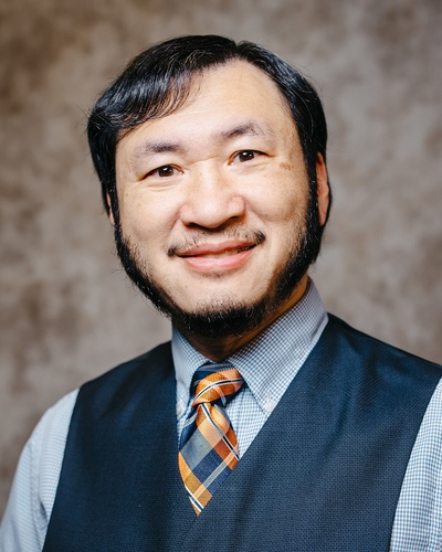 Mark Leung Headshot